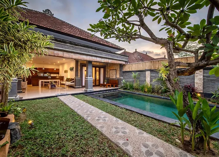 Bens Tunjung Villa Two-Bedroom With Private Pool Kuta